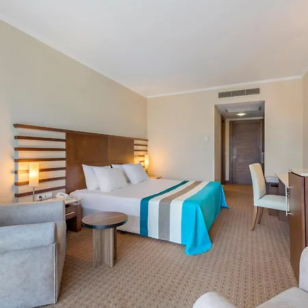 Hotel Max 5*